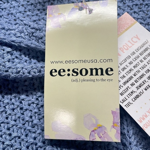 Eesome crewneck knit blue sweater side vents women’s size S - Picture 8 of 9